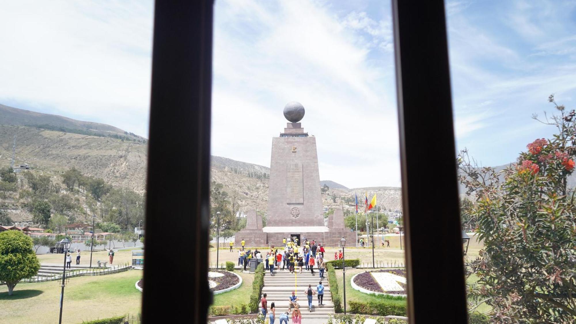 Hotel Boutique Mitad Del Mundo Quito Exterior photo