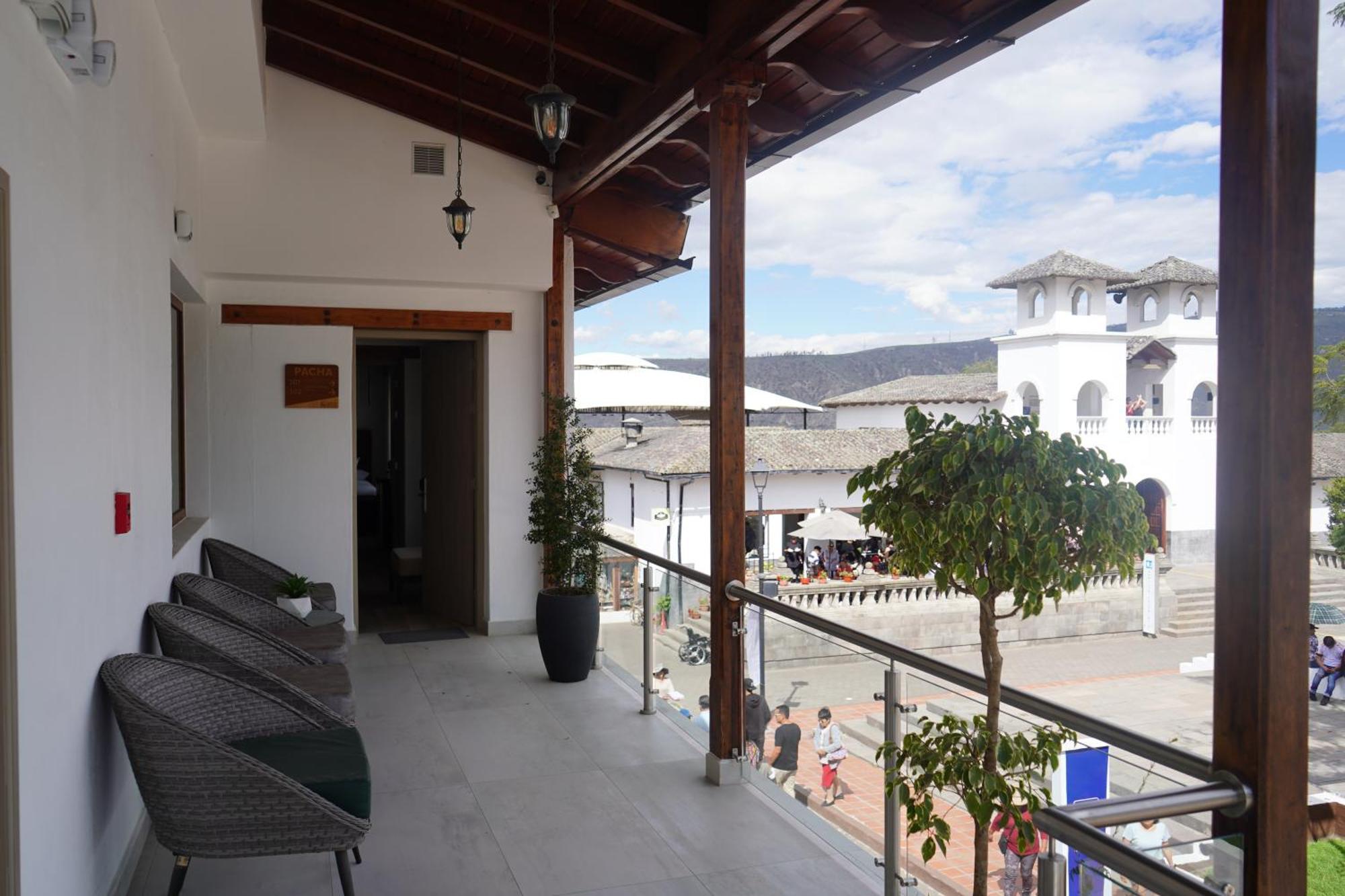 Hotel Boutique Mitad Del Mundo Quito Exterior photo
