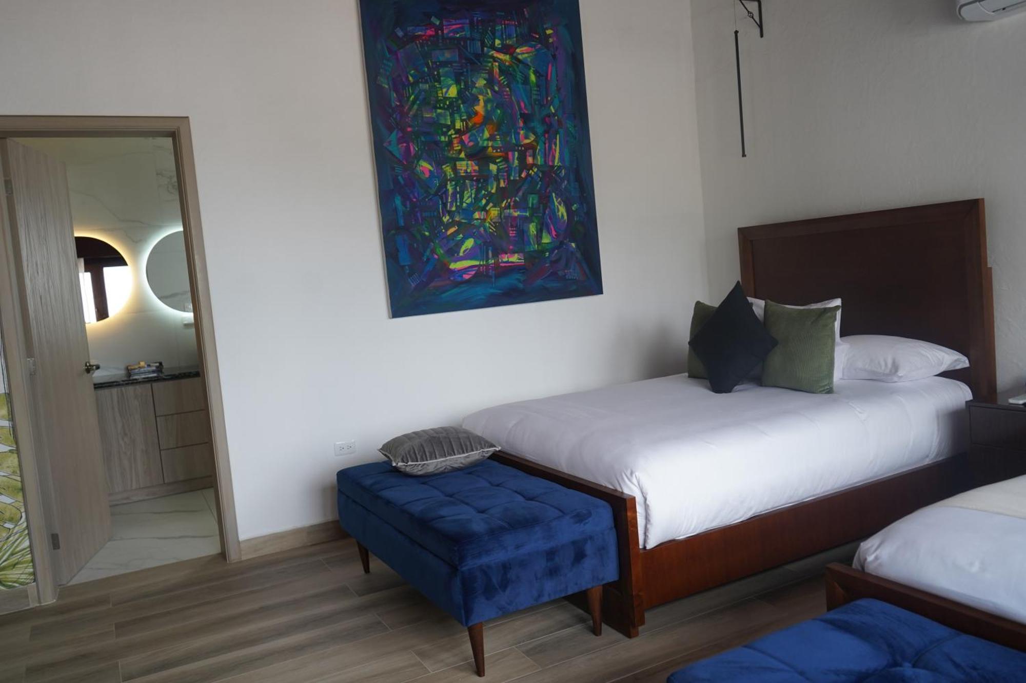 Hotel Boutique Mitad Del Mundo Quito Exterior photo